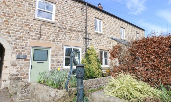 Hunton House | 1 Countryman Inn Cottages