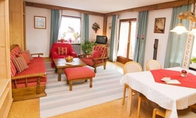 Grashof Apartment | -1- Ferienwohnung Rosenquarz (70qm), Balkon, Küche extra, 2 Schlaf- und 1 Wohn-/Schlafzimmer, max 5 Personen