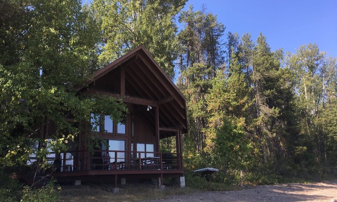 Agpar Cabin | #1 Glacier Park Cabin On Lake McDonald Unsurpassed Views, Unforgettable!