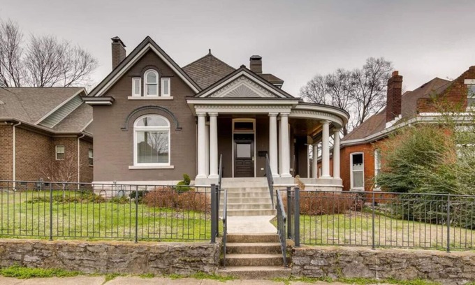 Edgehill House | 1- Historic Music Row - The Music City Collection