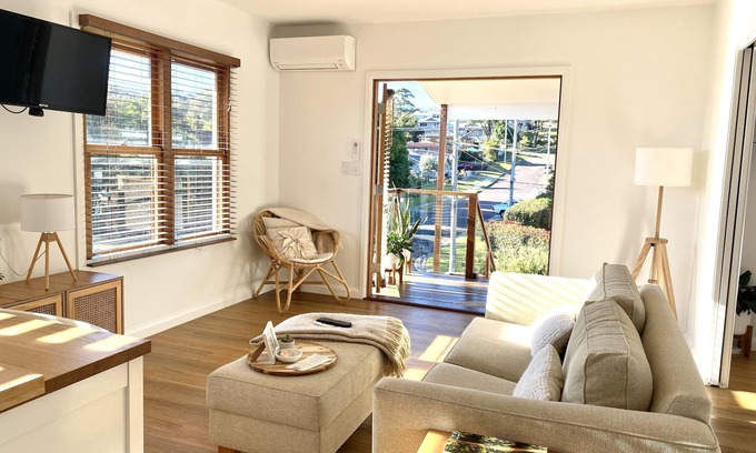 Terrigal House | 1 Hour from Sydney 500 meters to Terrigal beach, restaurants and night life.