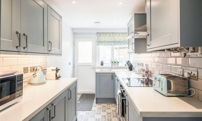 Knodishall Apartment | 1 Lavender Cottages, Knodishall