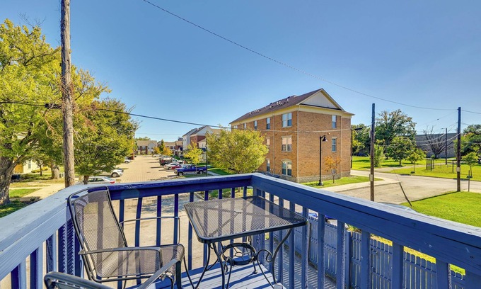 Smoketown Jackson Apartment | 1 Mi to NuLu: Guesthouse Gem in Smoketown!