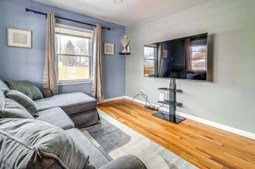 Detroit House | 1 Mi to Rouge Park Home with Fenced Yard and Deck