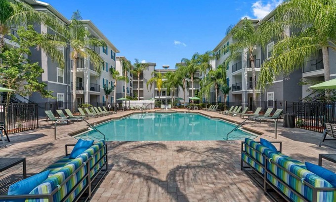 Temple Terrace Condo | 1 MI to USF, Free Pool, GYM!