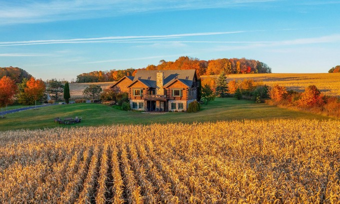 Elkhart Lake Cabin | 1-Mile to Road America, 2-Miles to Elkhart Lake