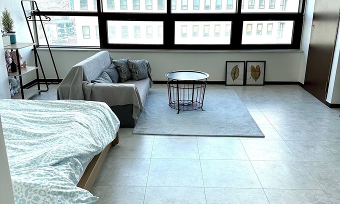 Insadong Apartment | 1 min Anguk Station walk to Bukchon/Insadong/Gyeongbokgung Palace/Seosunra-gil