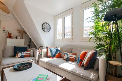 Chaussee-d'Antin Apartment | 1 Min Opera - AC - Authentic Parisian Experience