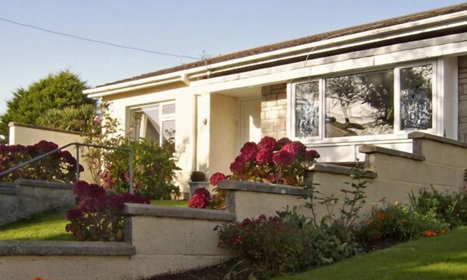 Angle Cottage | 1 MIREHOUSE PLACE, family friendly, country holiday cottage in Angle