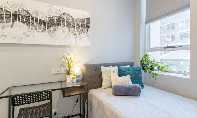 Surry Hills House | 1 Private King Single Bed With En-Suite Bathroom In Sydney CBD Near Train UTS DarlingHar&ICC&C hinatown - ROOM ONLY