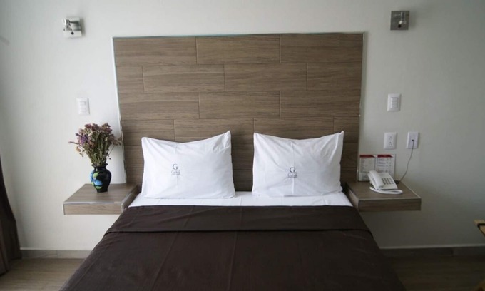 San Agustin de las Juntas Apartment | 1 ROOM FOR 2 PEOPLE