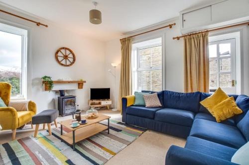 Hawes House | 1 Rose Cottage