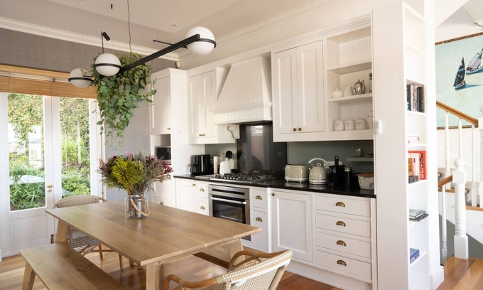Kalk Bay Apartment | 1 Stonehouse at the Majestic Village, Kalk Bay
