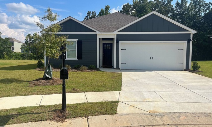 Bessemer House | 1-Story, 4-Bedroom 1 Mile to Exit 1 on I-459