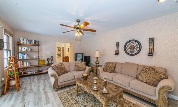 Morris Plains House | #1 town in NJ Ranked by Money Magazine, Heart of historic Morris County