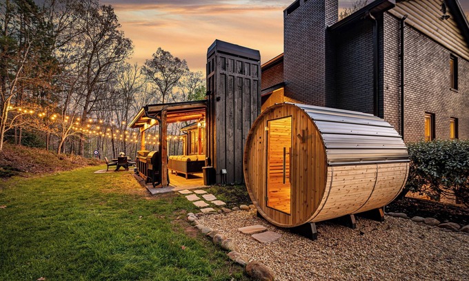 Morganton Cabin | 10 Acres, Sleeps 14 + Hot Tub + Sauna + Stocked Fishing Pond + Kayaks & More