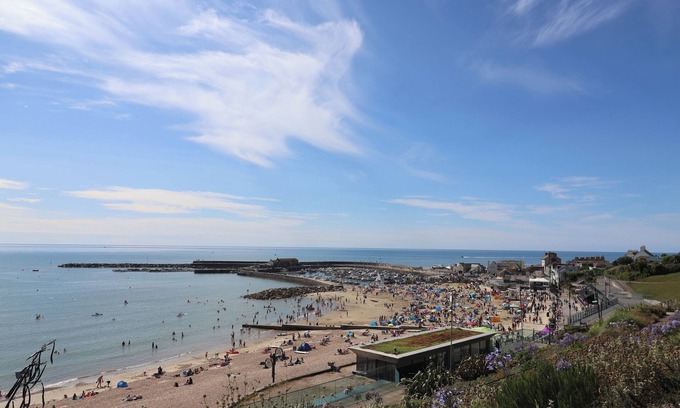 Lyme Regis Cottage | 10 Bay View Court