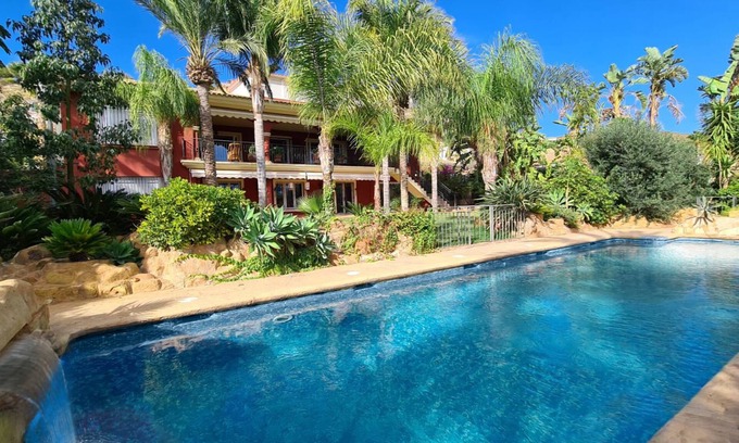 Hoya de los Patos Villa | 10 Bedroom 5* Luxury Villa . Heated Pool & 6 seater jacuzzi. 30 Guests max