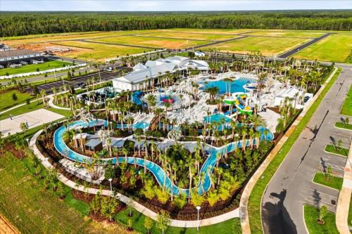 Clermont House | 10 Bedrooms 8 Bathrooms Windsor Cay 16207Cc