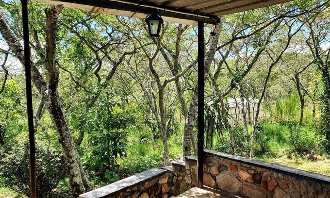 Juliasdale House | 10 guest stay in the mountains of Nyanga!