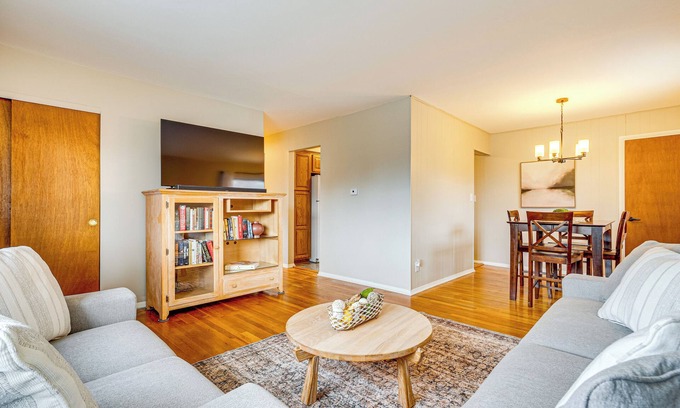 Summit Station House | 10 Mi to Dtwn: Pet-Friendly Retreat in Columbus