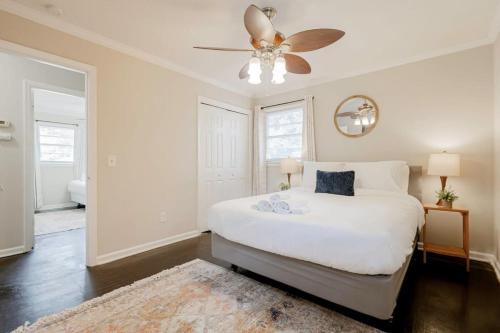 Eau Claire House | 10 Min from Downtown Columbia - The Ronnie Runner