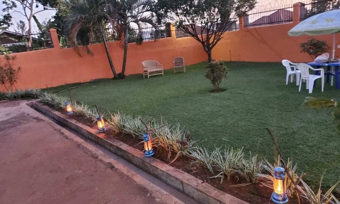 Entebbe House | 10 mins from Entebbe international Airport & beaches. 6 mins➡️town, Malls & zoo