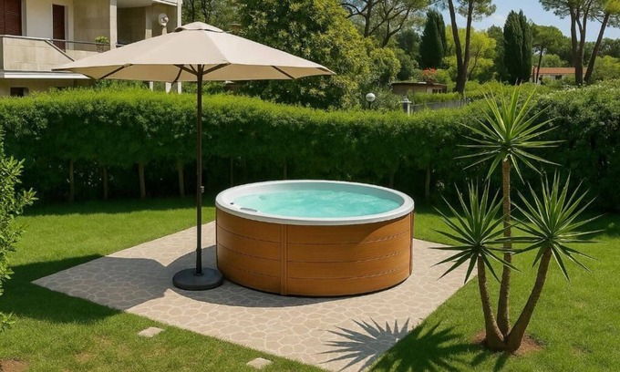 Mosciano Sant'Angelo Bed & Breakfast | 10 minutes from the sea. Villa with swimming pool, hot tub and relaxation room.