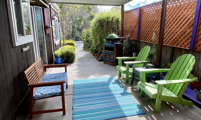 Capitola House | 10 minute walk to Capitola Village and ocean