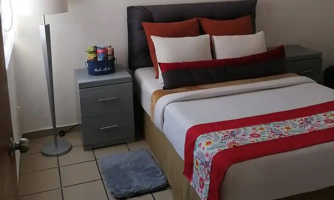 Puerto Vallarta Apartment | 10 minutes from the beach internet wi-fi Netflix cable TV Sky and Boiler.