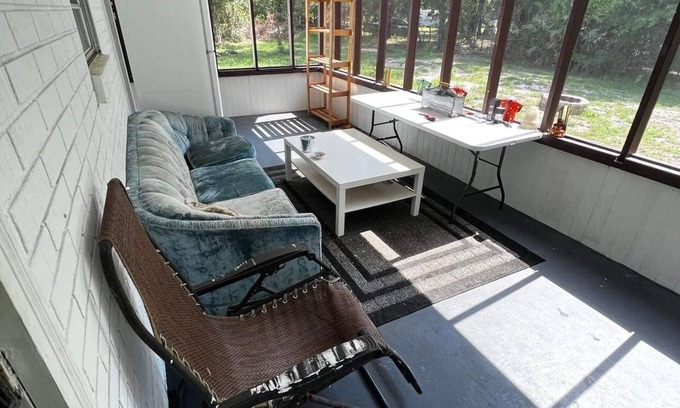 Yulee House | 10 minutes to the Beach. Large house 4/2