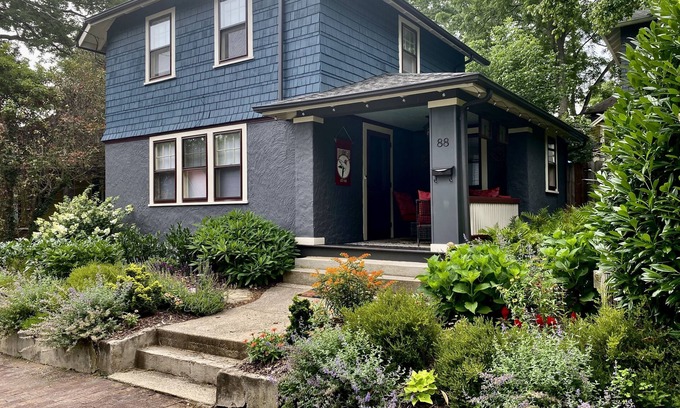 Historic Montford House | 10% off for October- December. Charming 2 Story House in Historic Montford.