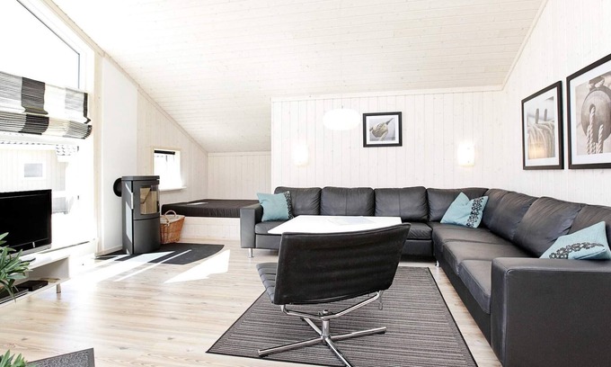 Grossenbrode House | 10 person holiday home in Großenbrode