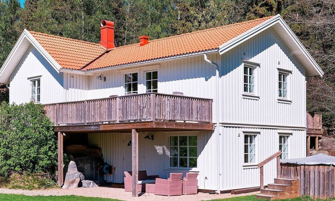 Uddevalla Municipality House | 10 person holiday home in UDDEVALLA