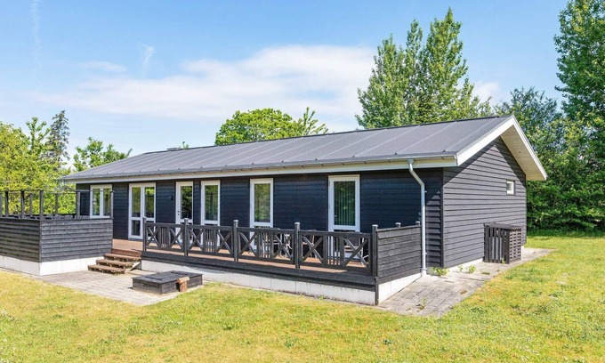 Trend House | 10 person holiday home in Løgstør-By Traum