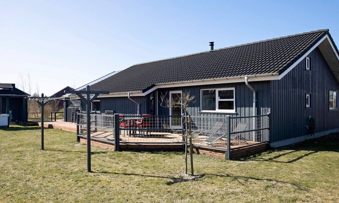 Tranum House | 10 person holiday home in Brovst-By Traum