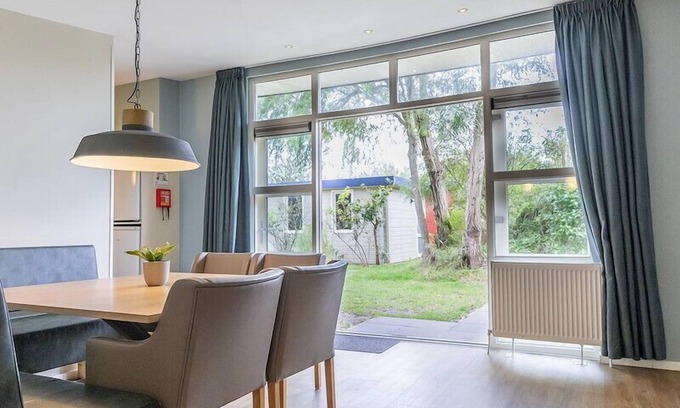 's-Gravenzande Resort | 10 personen comfort bungalow