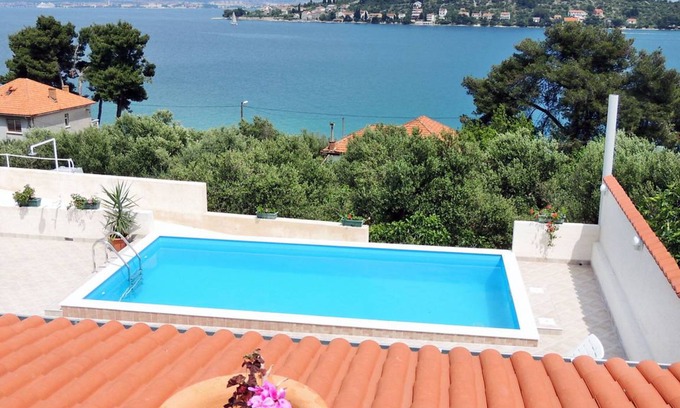 Kali Other | 100 m² Accommodation ∙ 3 bedrooms ∙ 6 guests