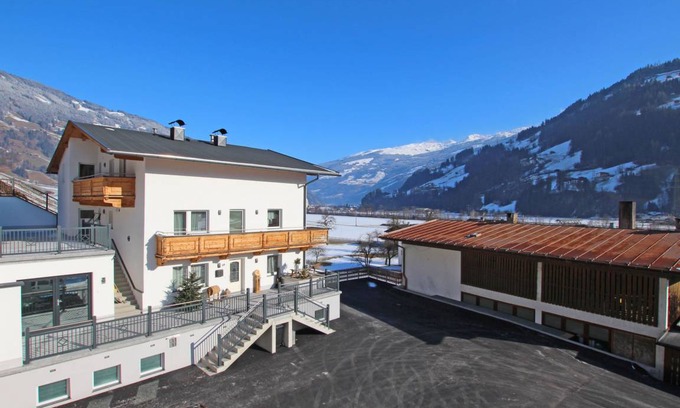 Laimach Apartment | 100 m² Apartment ∙ 1 bedroom ∙ 9 guests