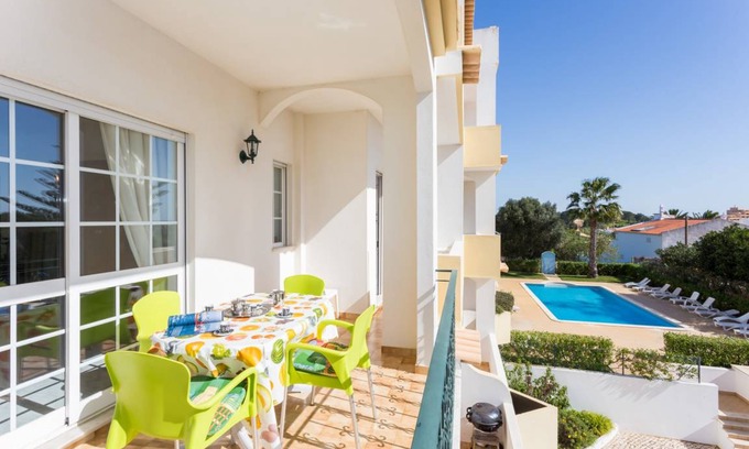 Albardeira Apartment | 100 m² Apartment ∙ 2 bedrooms ∙ 5 guests