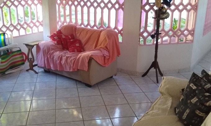 Tabatinga House | 100m da praia, piscina, caiacs, 5Q/14 camas, WiFi 5G, baia calma de alto padrao