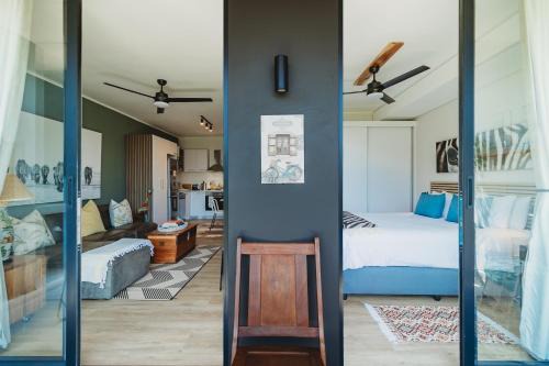 George Central Apartment | 103 The Meadows, central George with amazing views and location