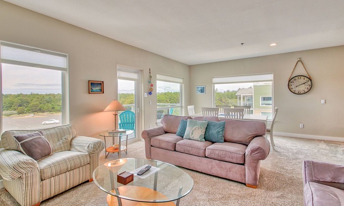 Westport Condo | 1039 Ocean Air, salty hair, no cares