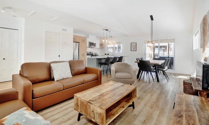 Stoneham Ski Chalet | 104 Chemin des Ruisselets
