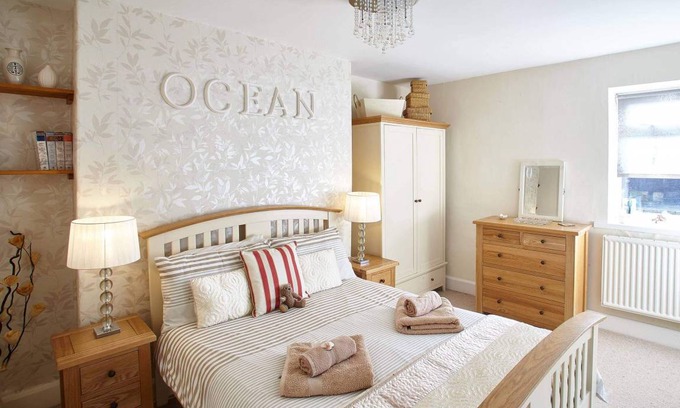 Hinderwell House | 104 m² House ∙ 3 bedrooms ∙ 5 guests