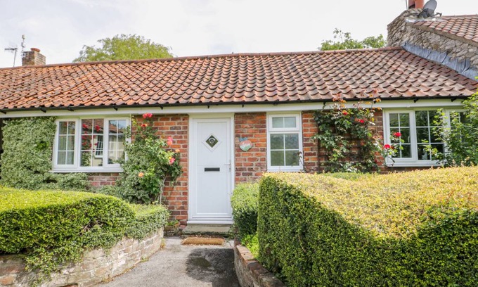 Hunmanby Cottage | 105 m² Cottage ∙ 2 bedrooms ∙ 3 guests