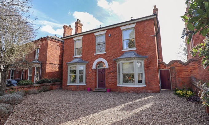 Boston Cottage | 105 SPILSBY ROAD, pet friendly, character holiday cottage in Boston
