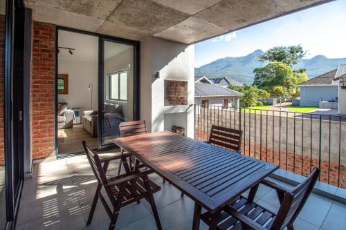 George Central Apartment | 109 Le Jardin