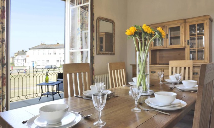 Southwold Cottage | 10B South Green