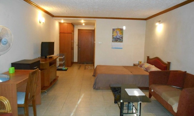 Chang Phueak Condo | 10mins walk to Nimmanhaemin rd, 15mins to chiang mai university and 25m old city